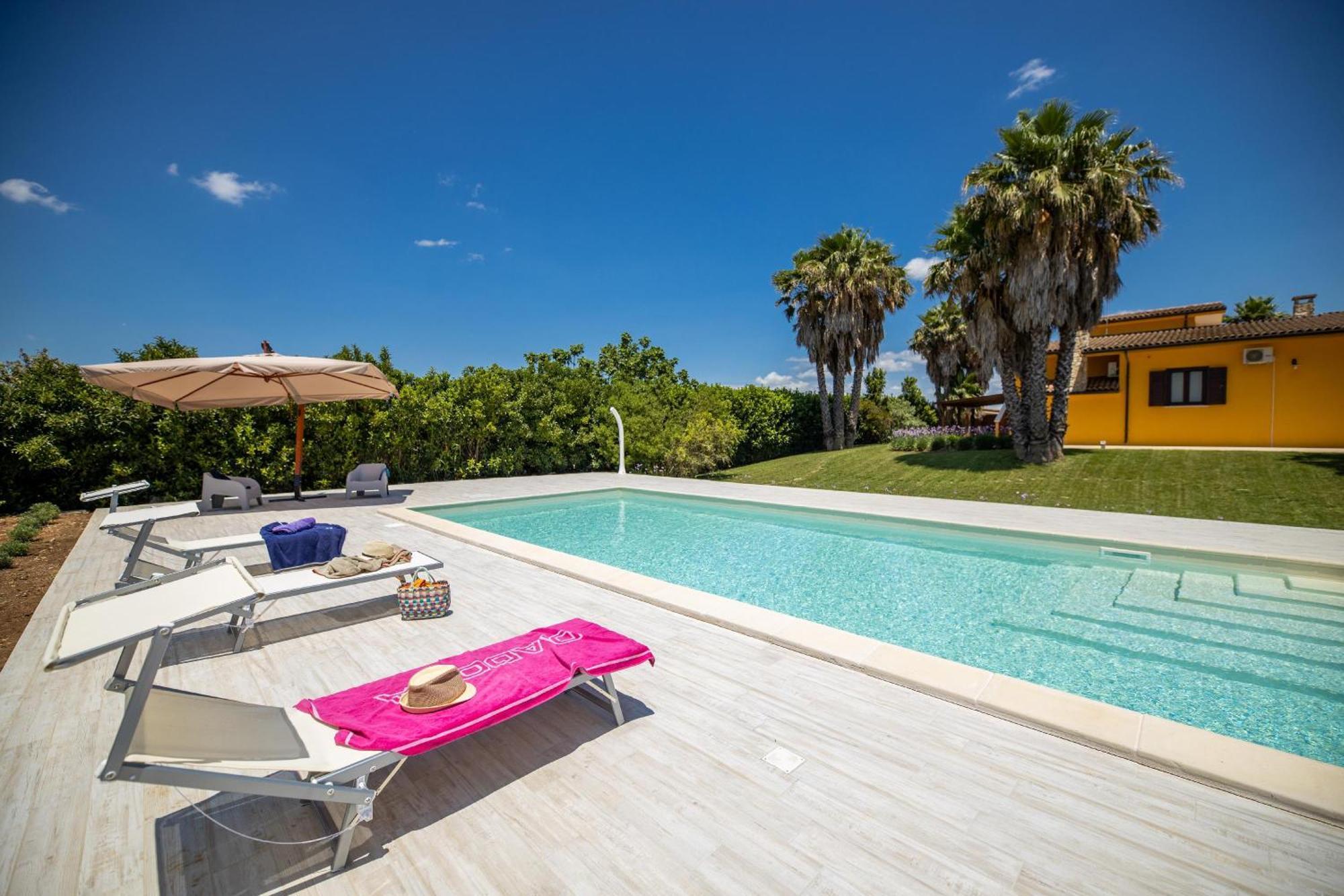Villa Esmeralda Taviano  Exterior photo
