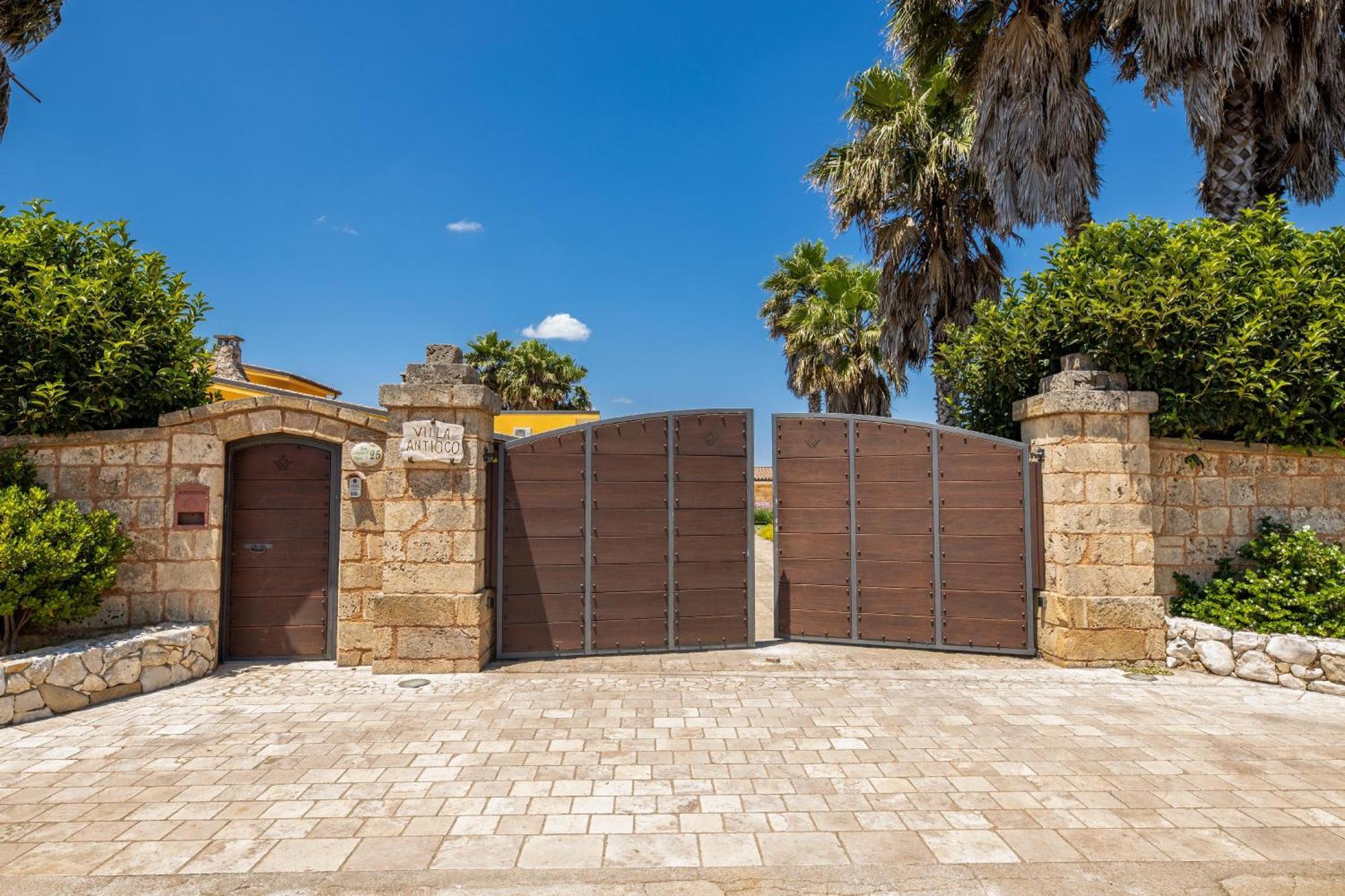 Villa Esmeralda Taviano  Exterior photo